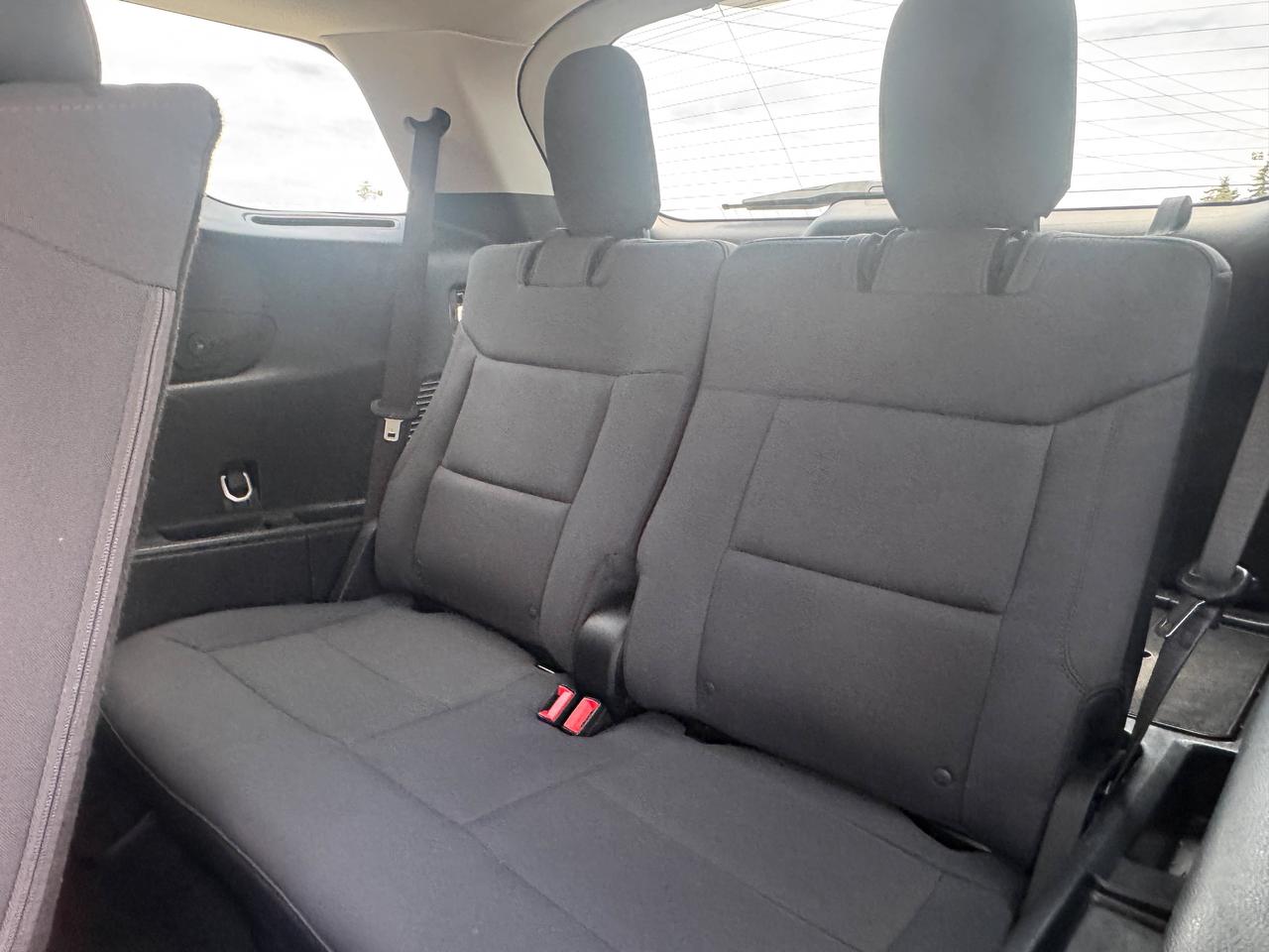 2025 Ford Explorer Active Photo