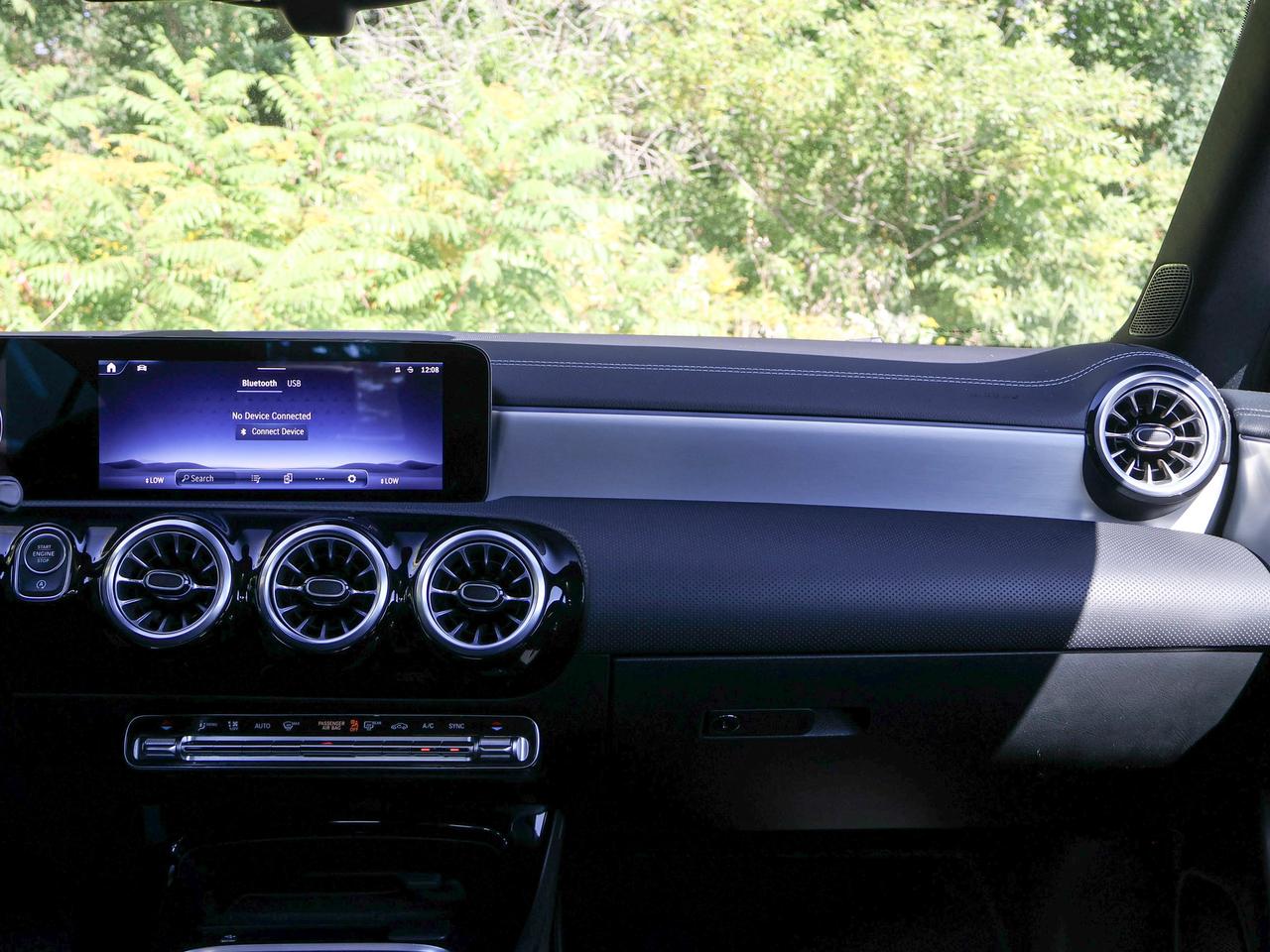 2024 Mercedes-Benz CLA 250 Photo