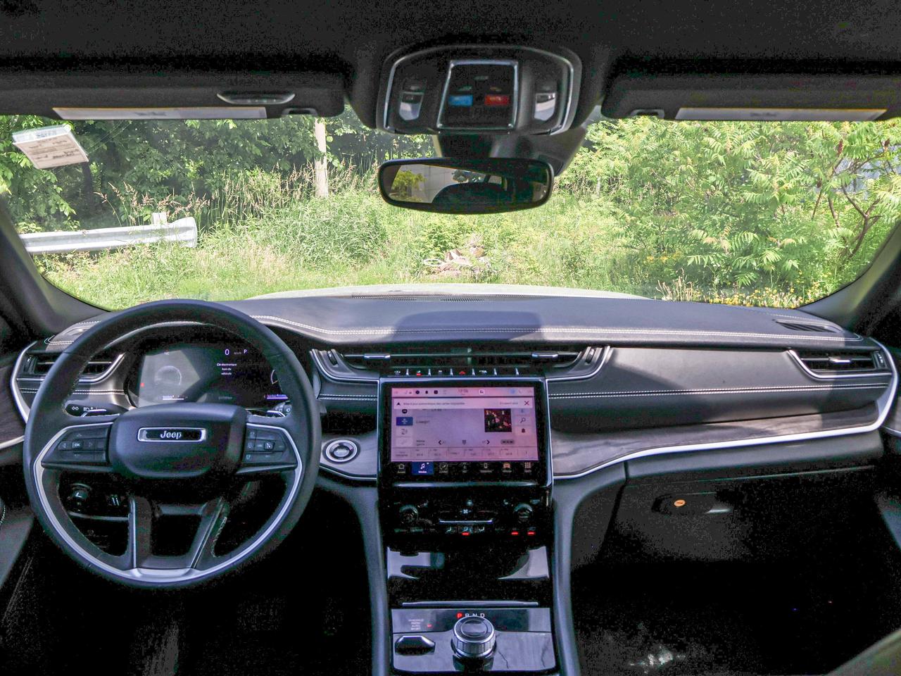 2024 Jeep Grand Cherokee L Limited Photo