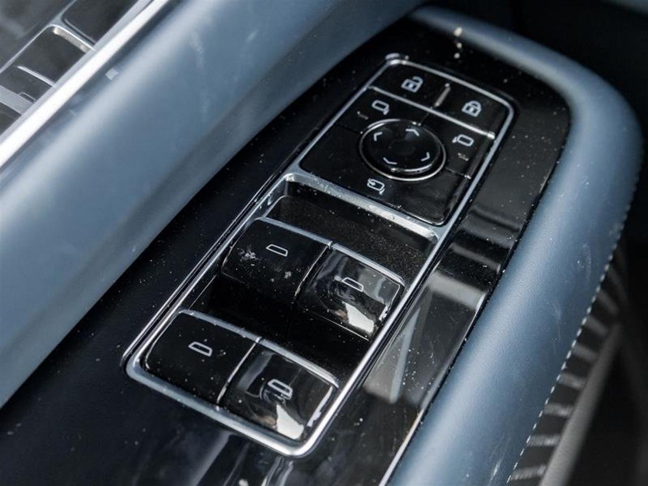 2026 Cadillac Escalade IQ Premium Sport Photo