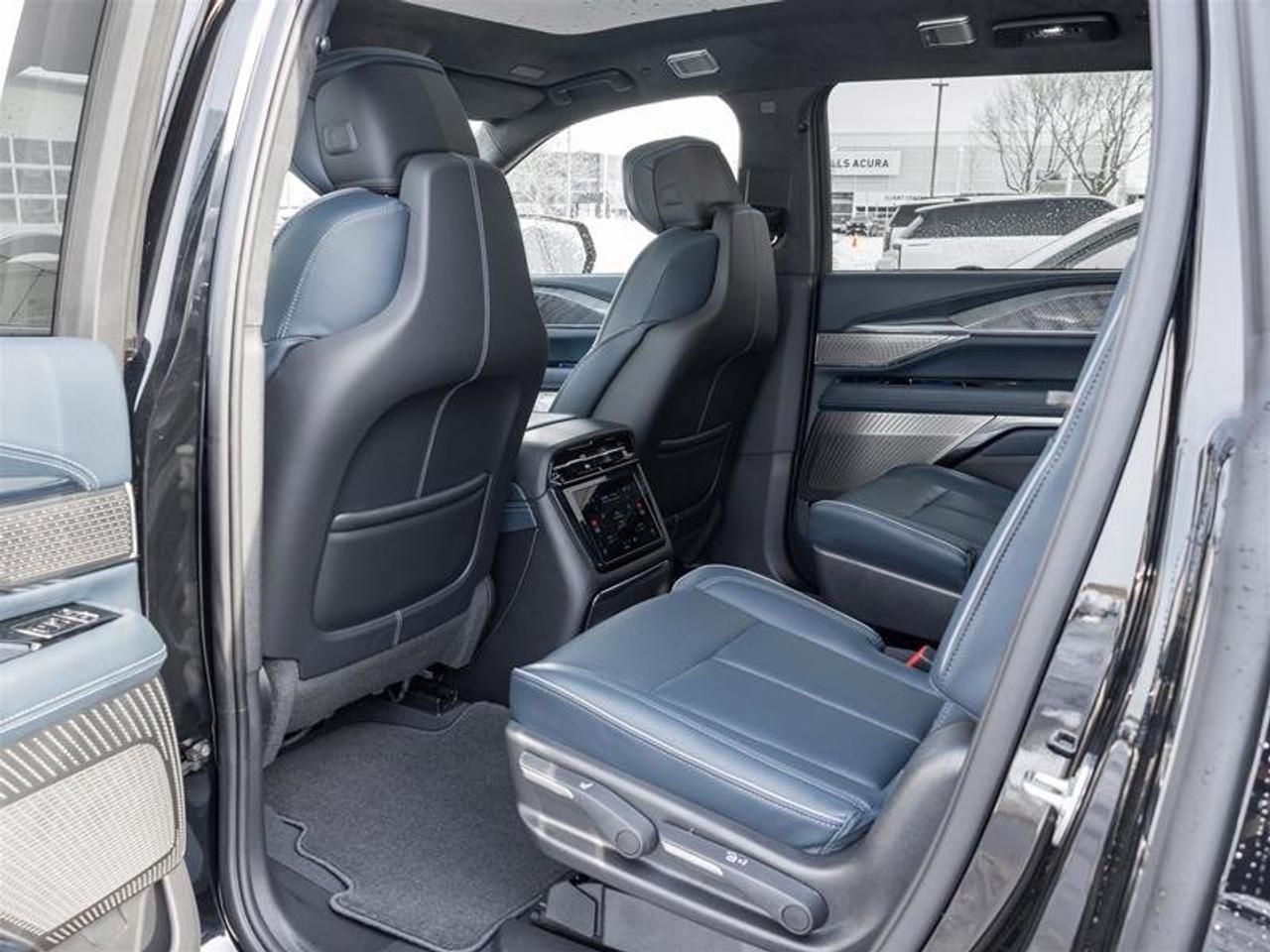 2026 Cadillac Escalade IQ Premium Sport Photo