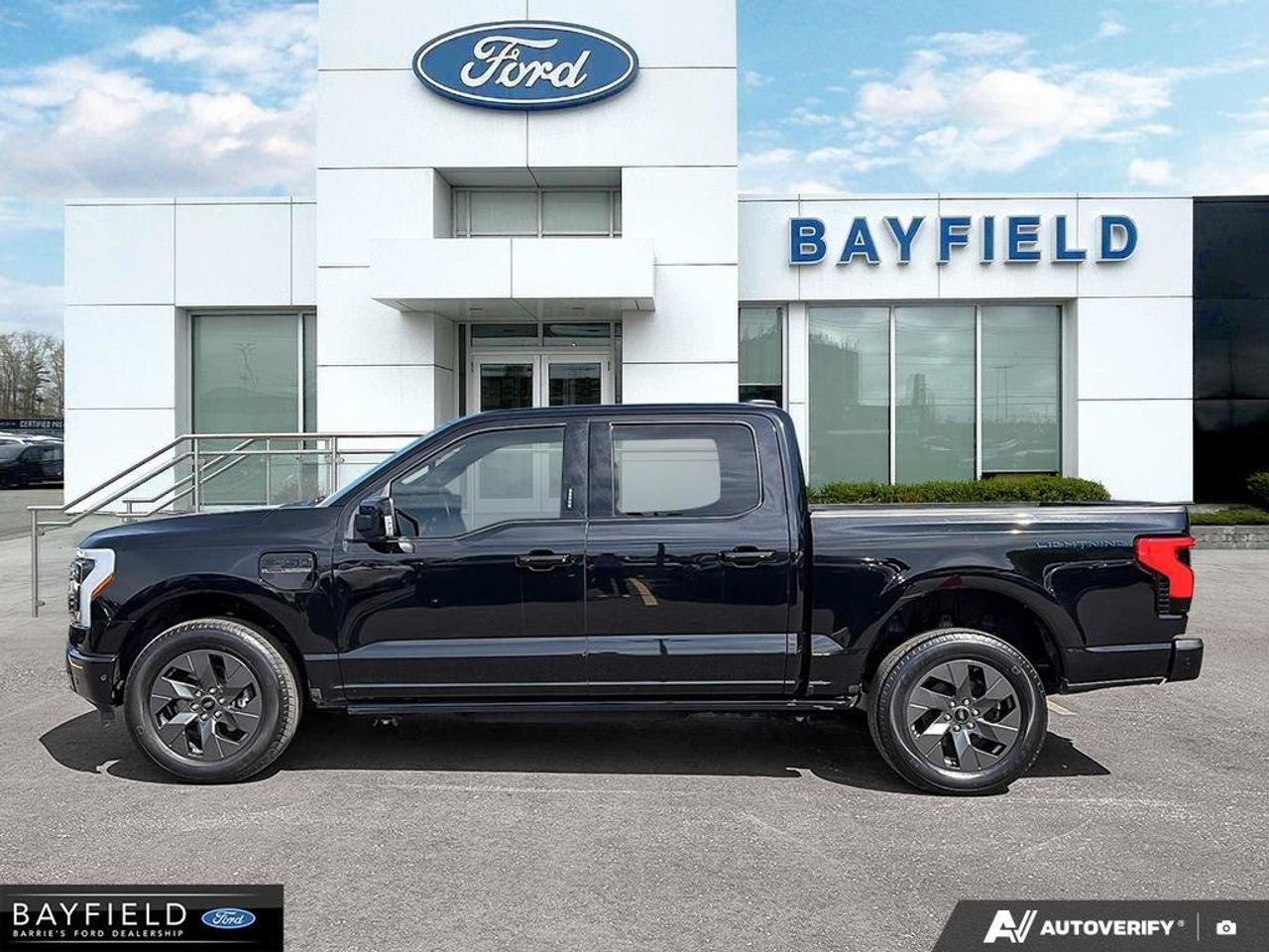 2023 Ford F-150 Lightning  Photo