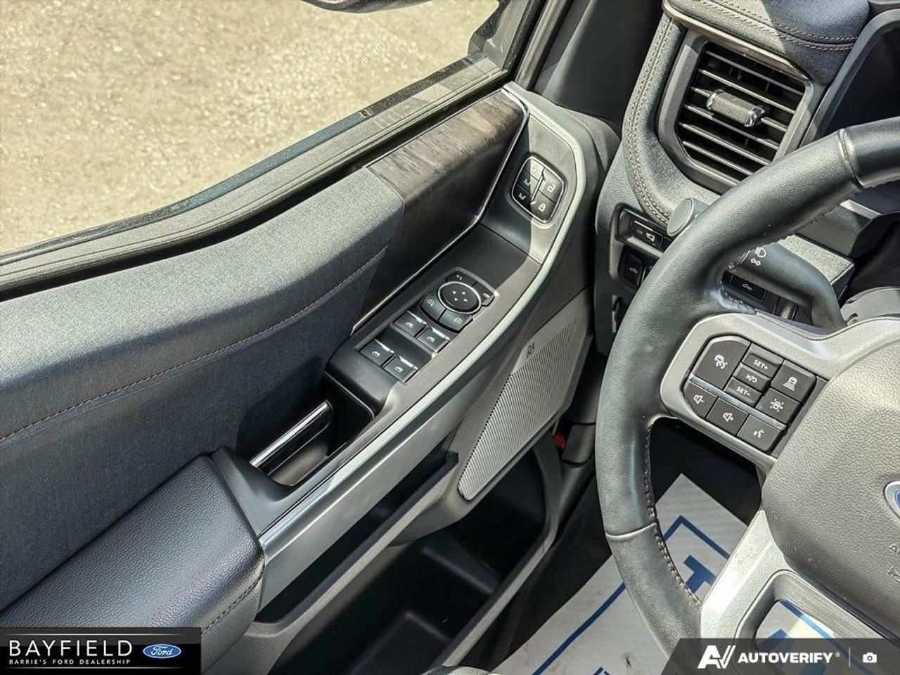 2023 Ford F-150 Lightning  Photo