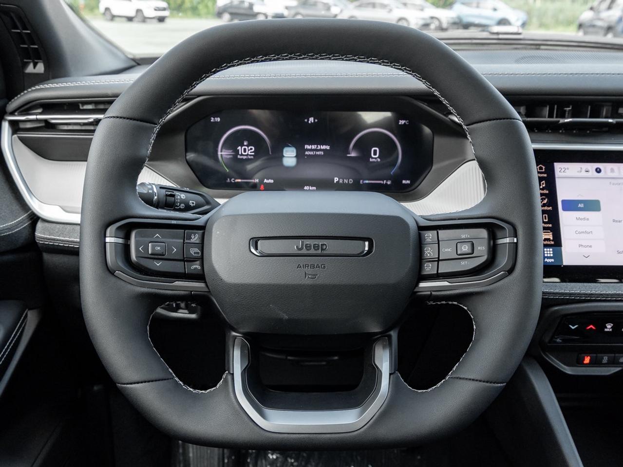 2026 Jeep Cherokee laredo Photo