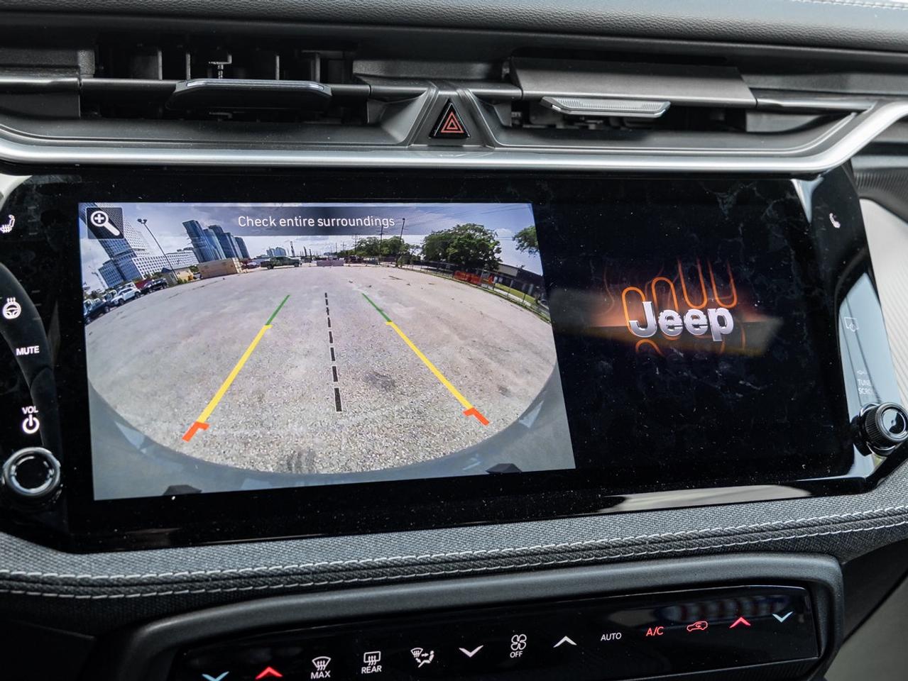 2026 Jeep Cherokee laredo Photo