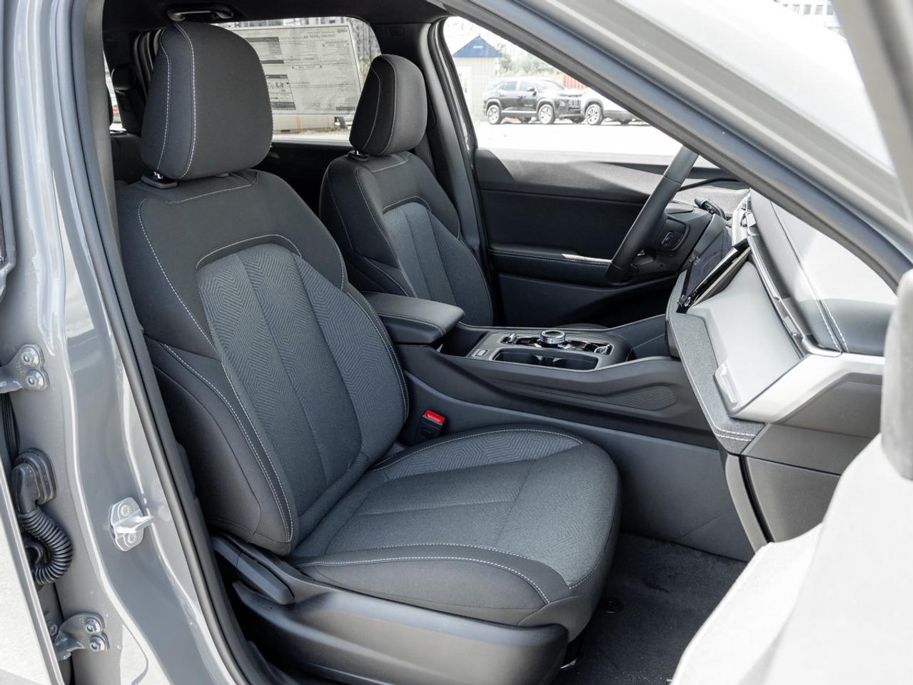 2026 Jeep Cherokee laredo Photo