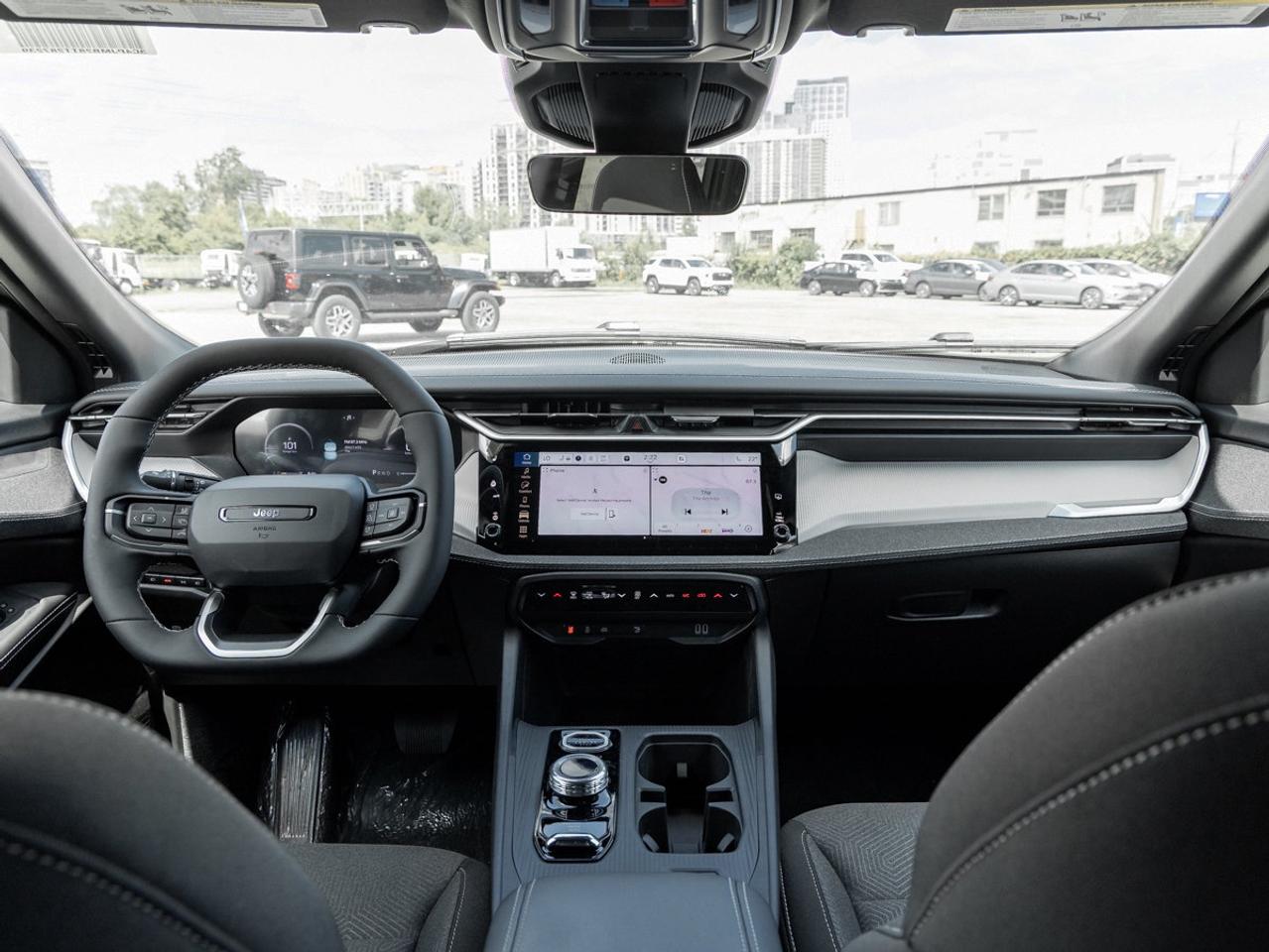 2026 Jeep Cherokee laredo Photo