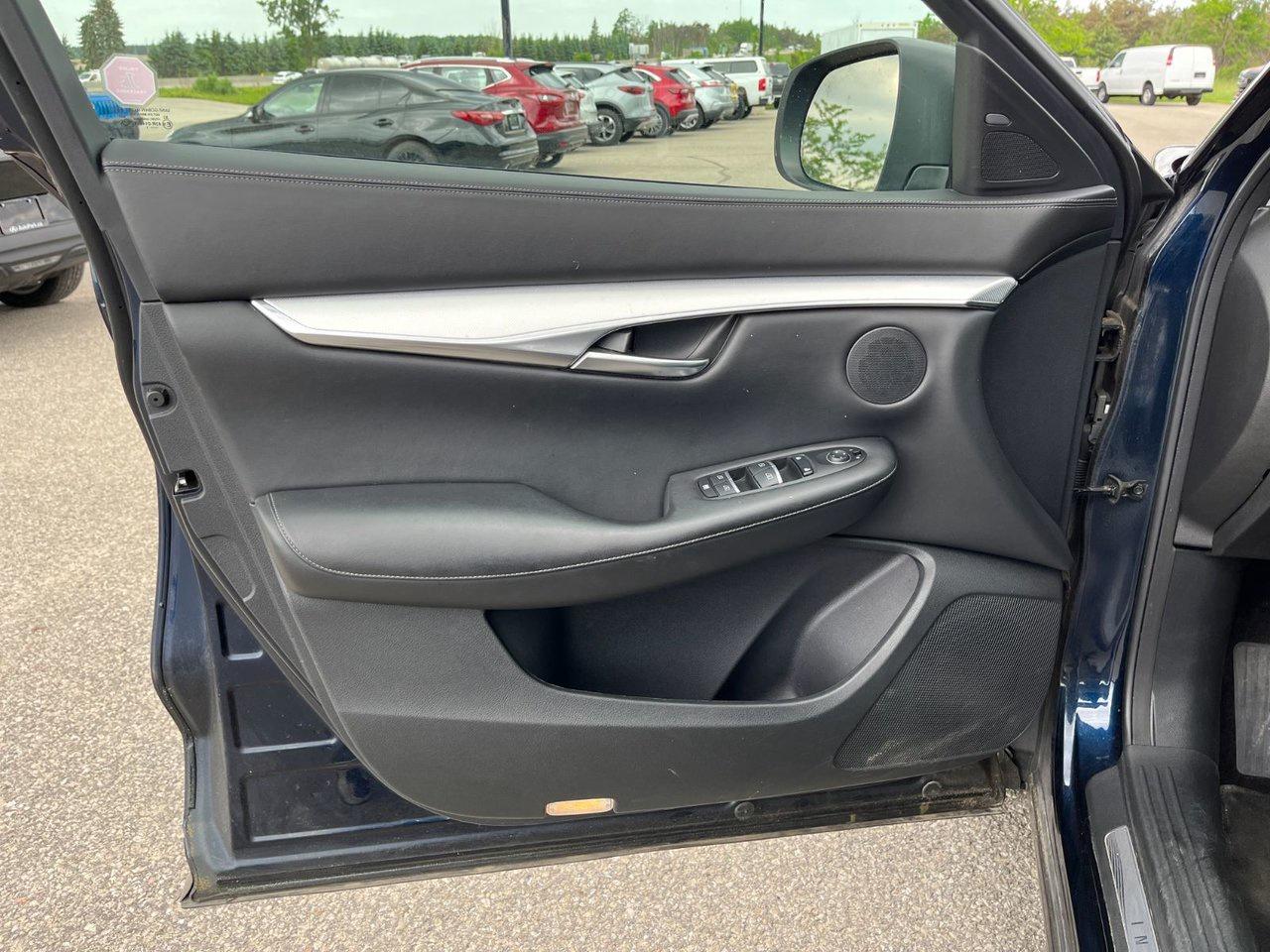 2021 Infiniti QX50 LUXE AWD Photo