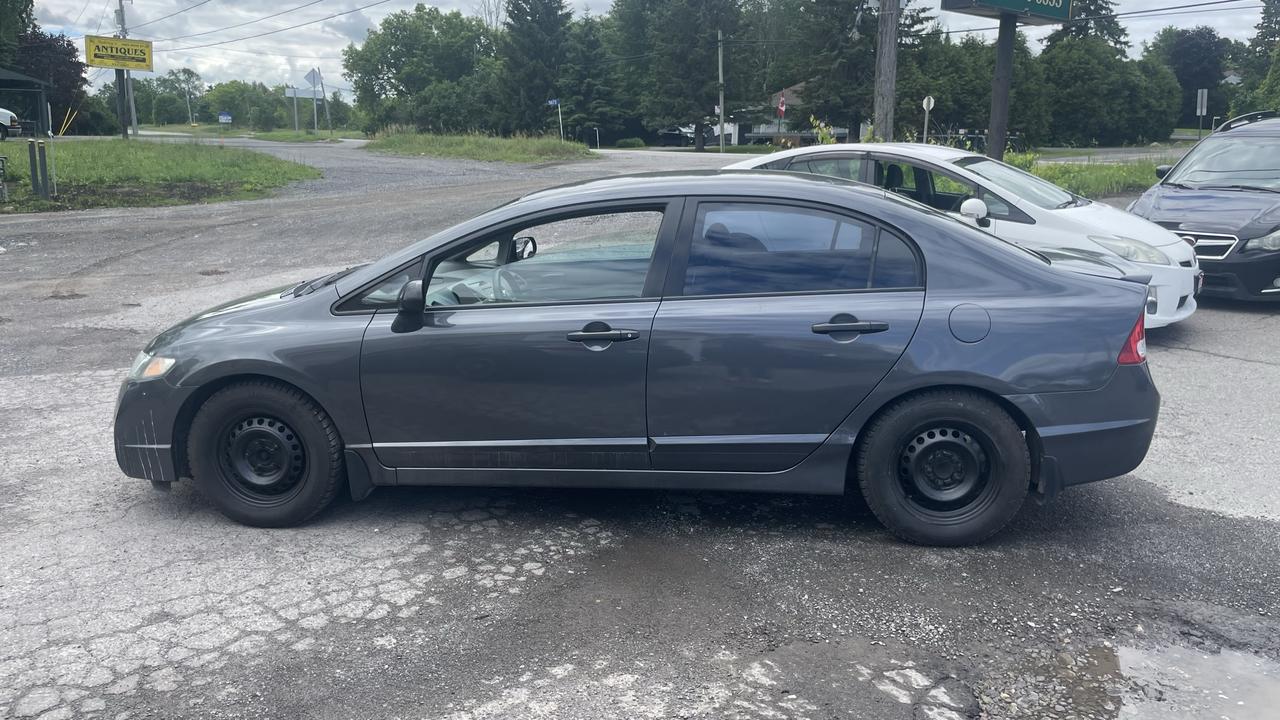 2010 Honda Civic DX-G REBUILT TITLE Photo