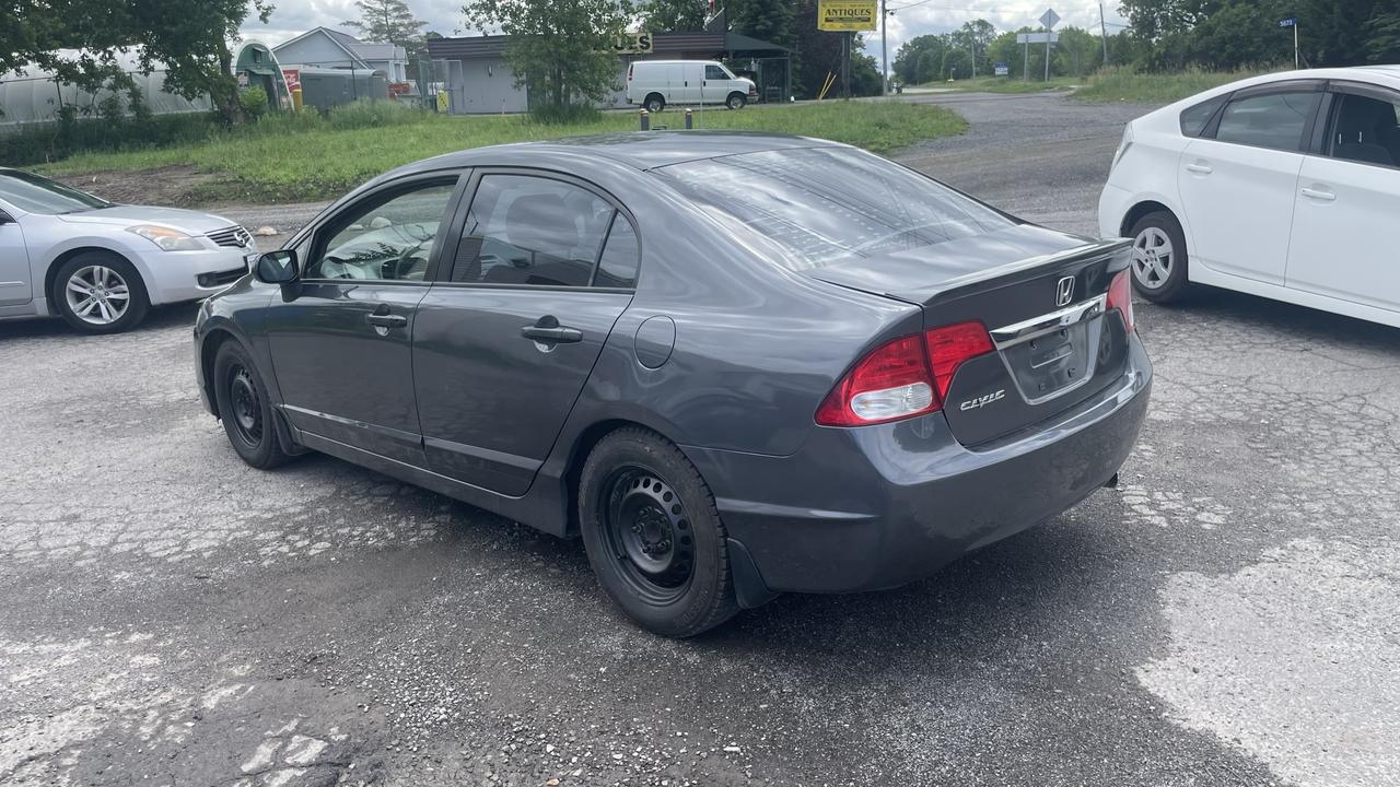 2010 Honda Civic DX-G REBUILT TITLE Photo