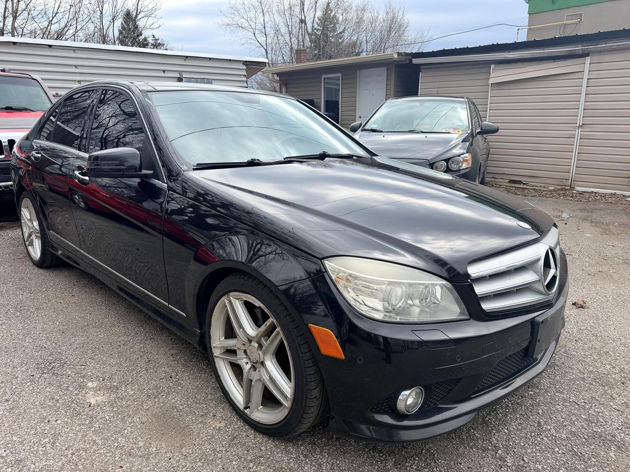 2010 Mercedes-Benz C-Class C 350 Photo1
