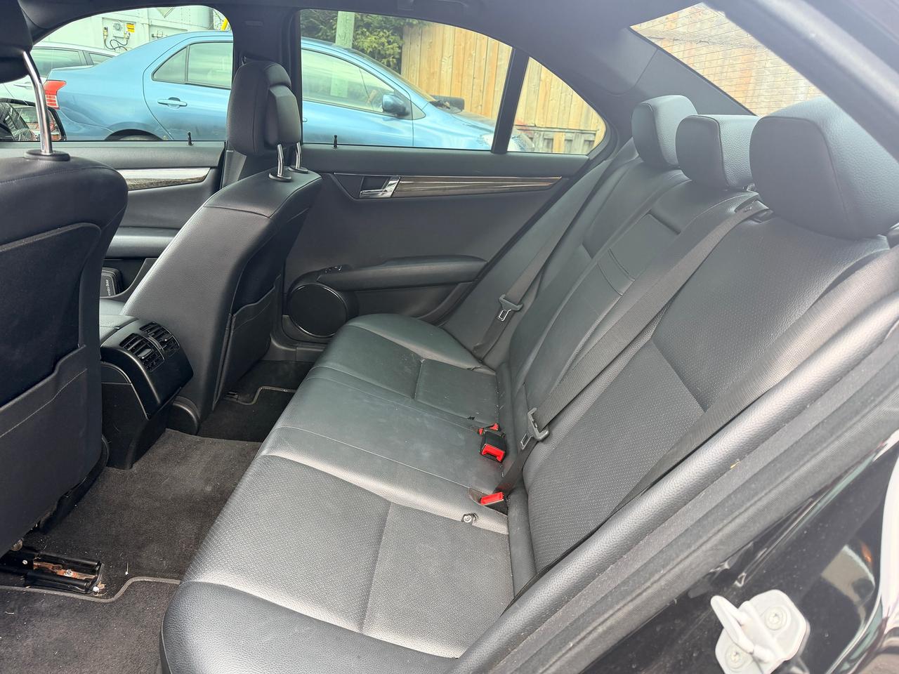2010 Mercedes-Benz C-Class C 350 Photo