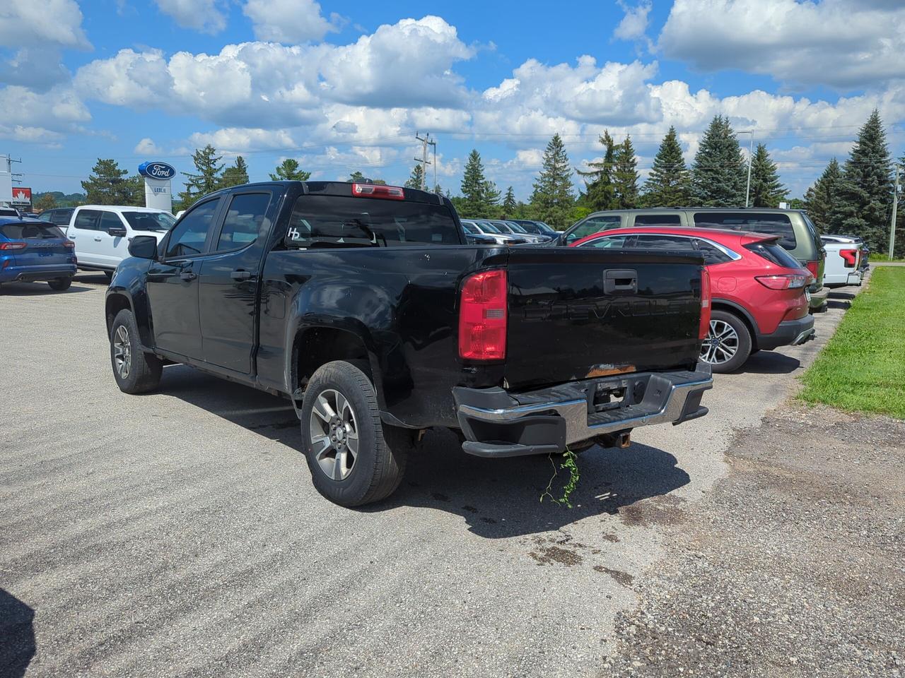 2021 Chevrolet Colorado 4WD Crew Cab 141" Work Truck Photo3