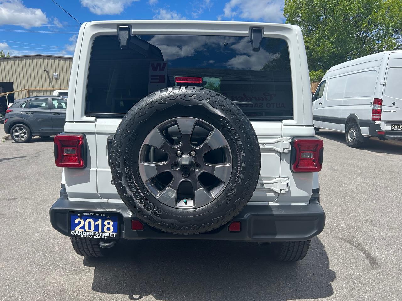 2018 Jeep Wrangler Sahara Photo3