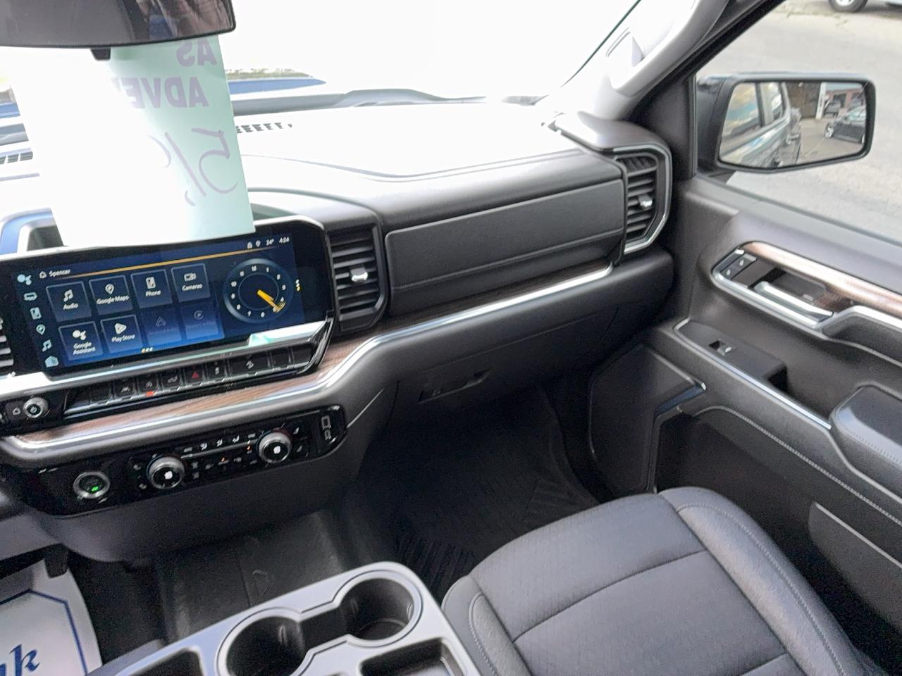 2024 Chevrolet Silverado 1500 LT Trail Boss Z71 CrewCab 4WD 2.7L4cylGas 5'10"Box Photo