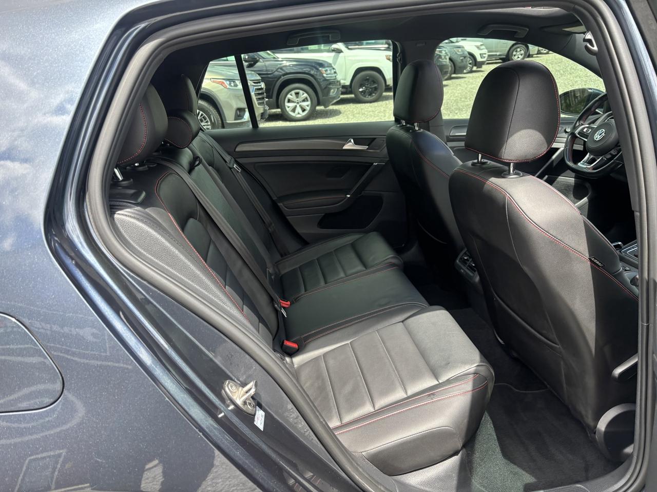 2018 Volkswagen Golf GTI Autobahn Photo