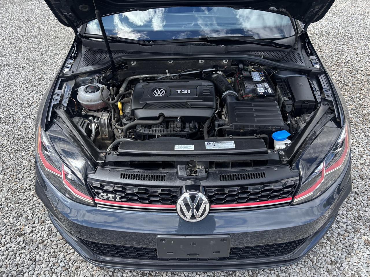 2018 Volkswagen Golf GTI Autobahn Photo