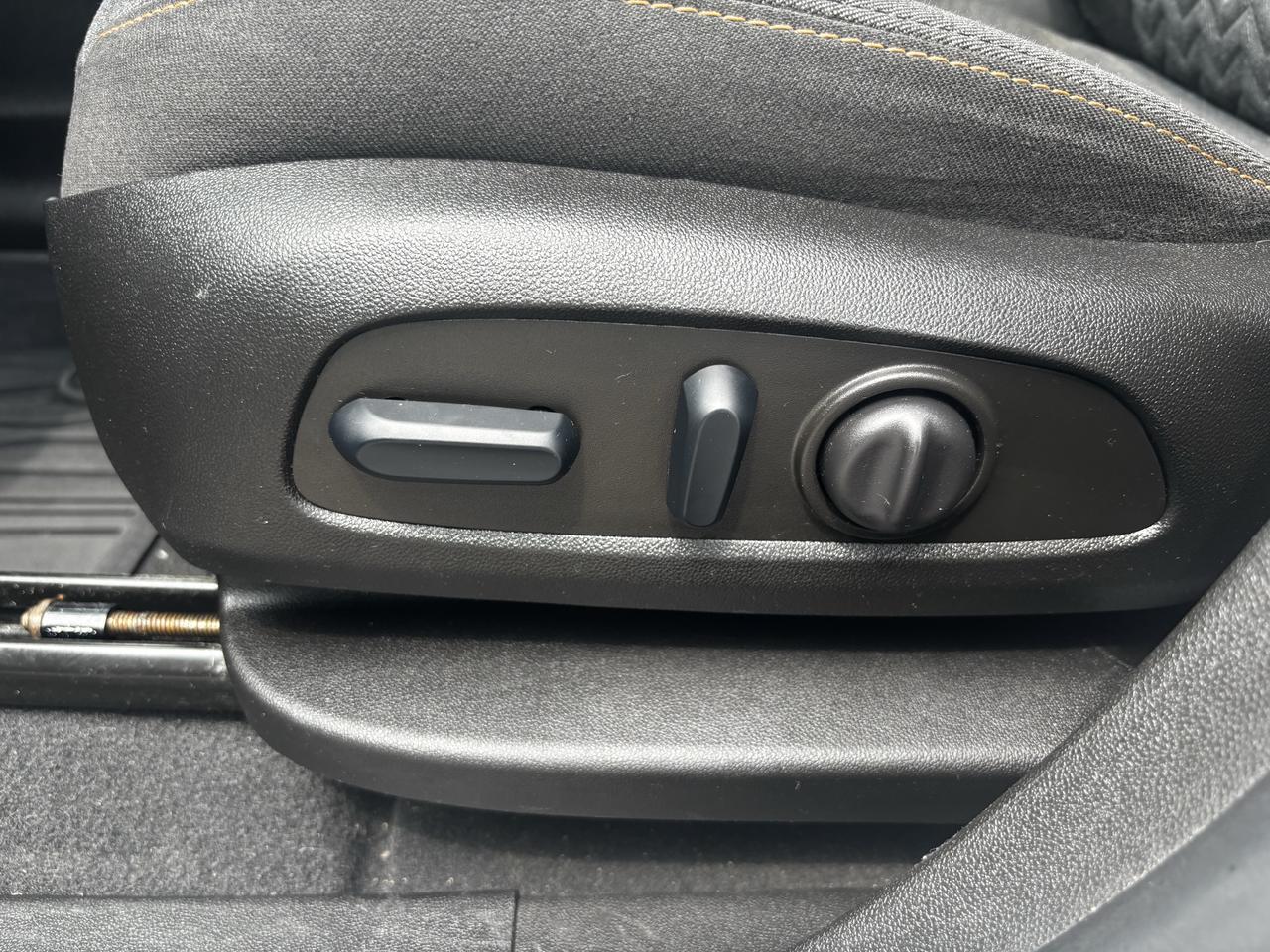 2022 Chevrolet Equinox LT, All Wheel Drive, P. Seat, P. Tailgate, Photo