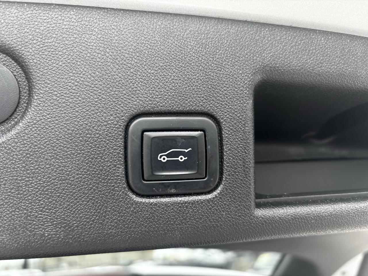 2022 Chevrolet Equinox LT, All Wheel Drive, P. Seat, P. Tailgate, Photo
