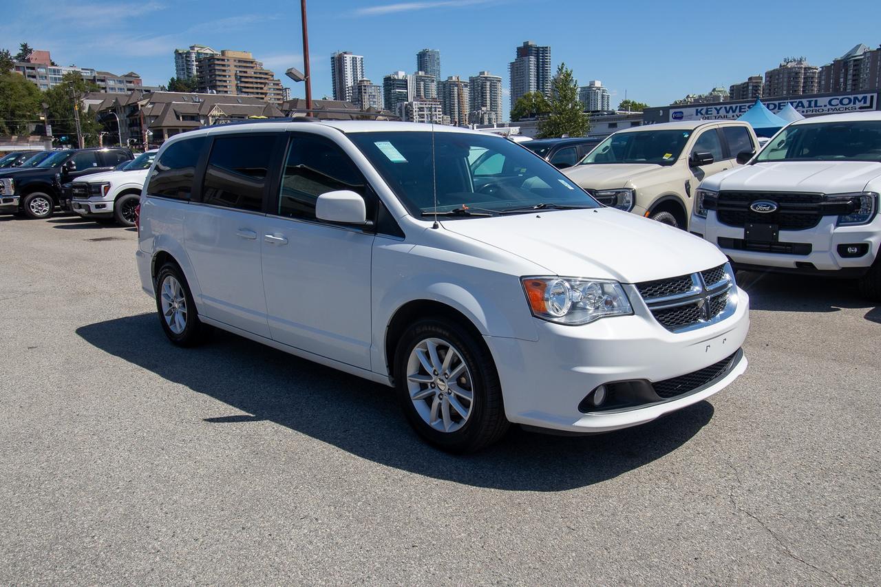 2020 Dodge Grand Caravan SXT Photo3