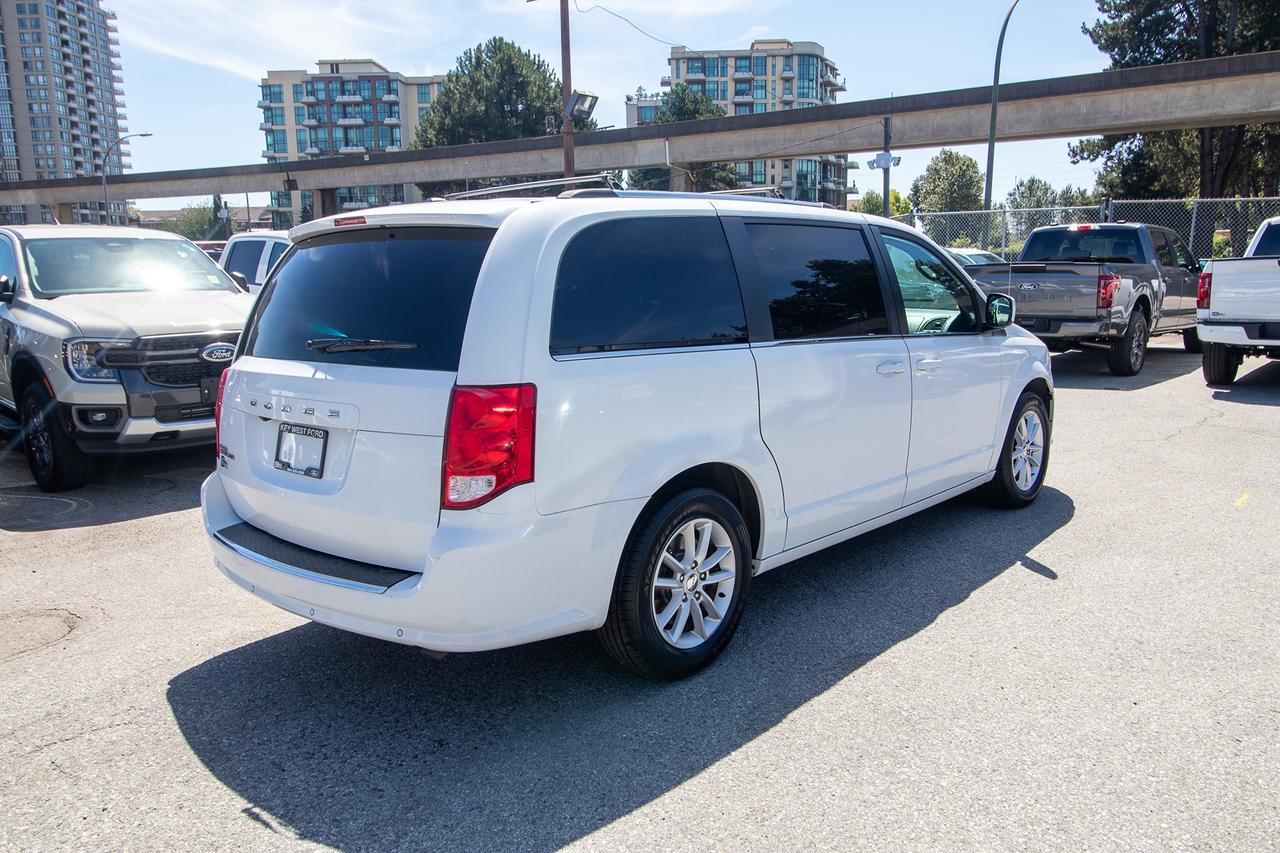 2020 Dodge Grand Caravan SXT Photo4