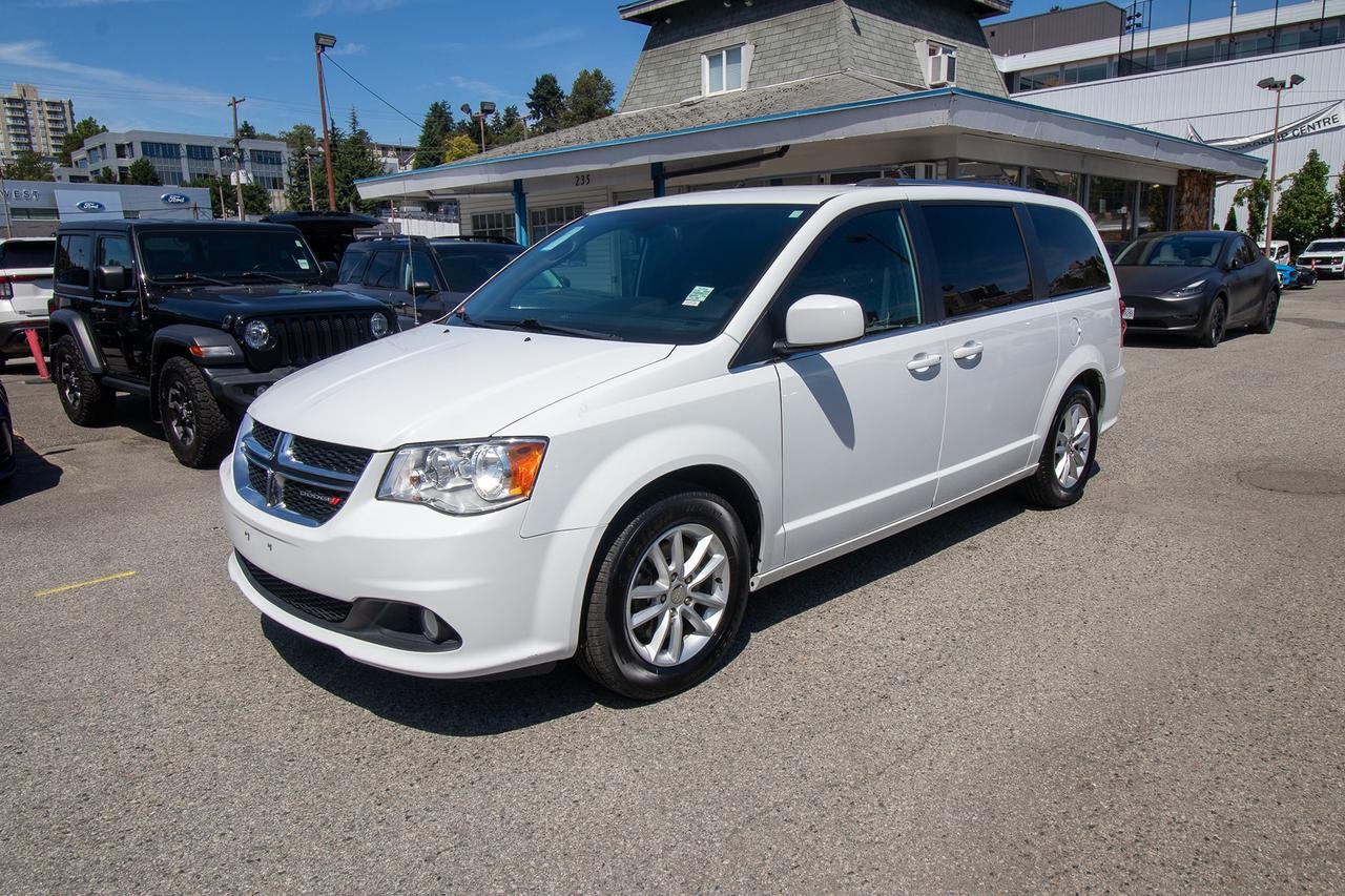 2020 Dodge Grand Caravan SXT Photo1