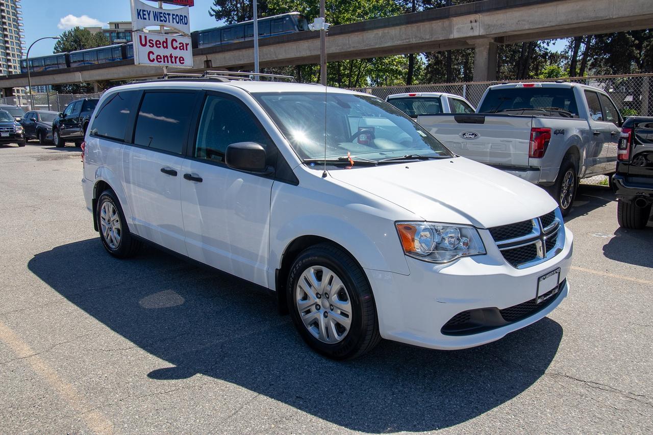 2019 Dodge Grand Caravan CANADA VALUE PACKAGE Photo3