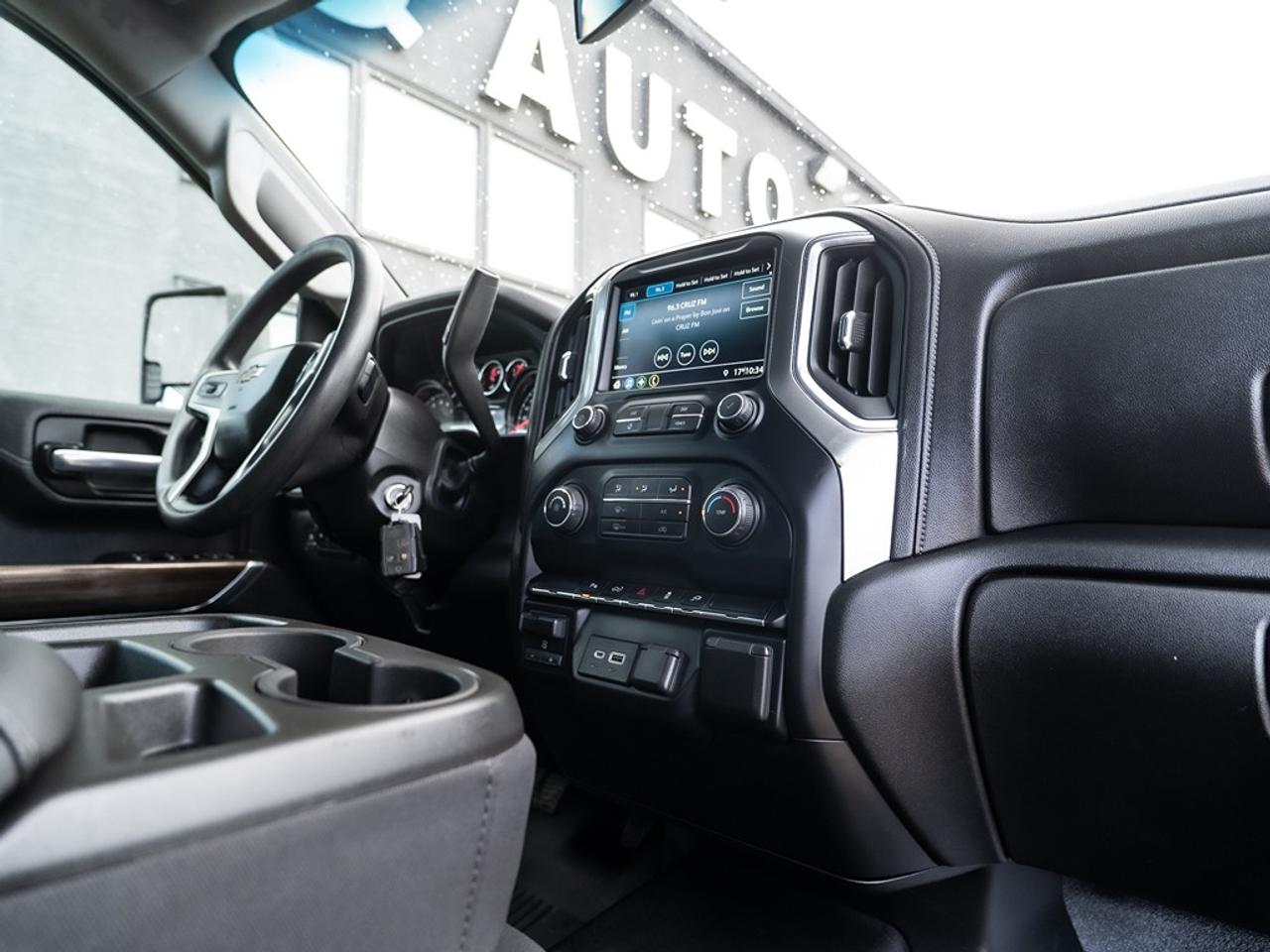 2020 Chevrolet Silverado 2500 LT Photo21
