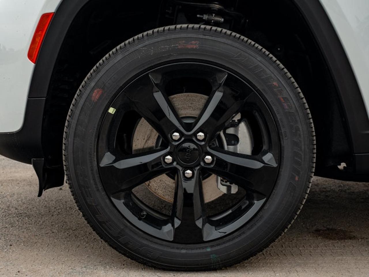 2026 Jeep Grand Cherokee L ALTITUDE Photo