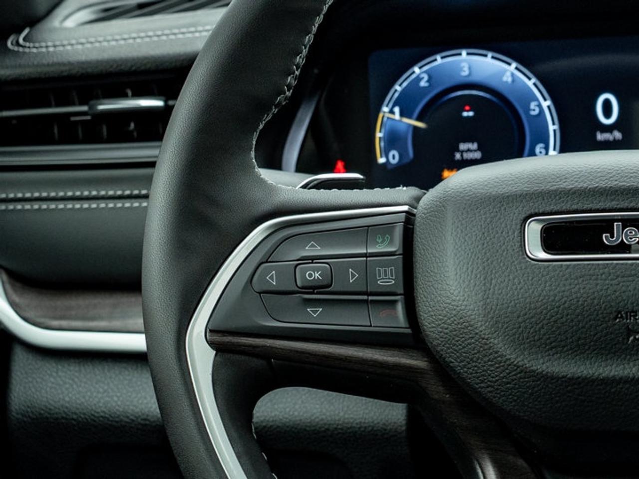 2026 Jeep Grand Cherokee L ALTITUDE Photo