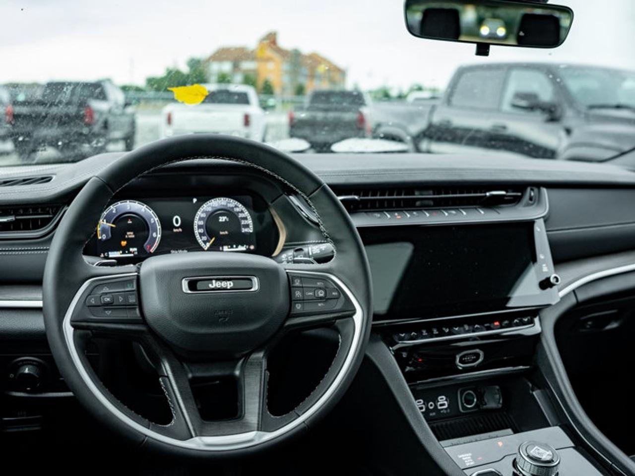 2026 Jeep Grand Cherokee L ALTITUDE Photo
