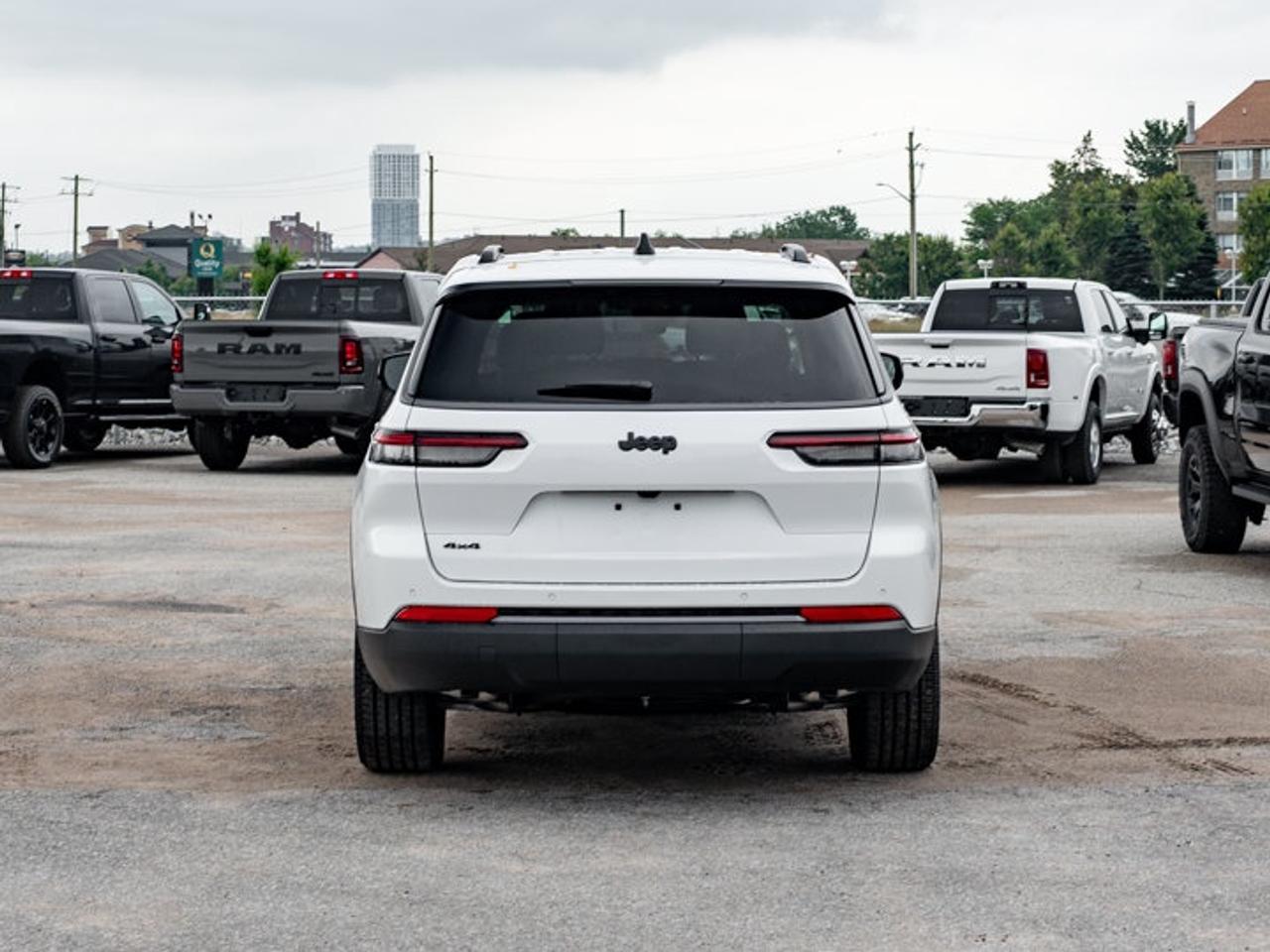 2026 Jeep Grand Cherokee L ALTITUDE Photo