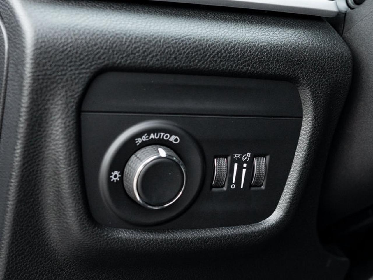 2026 Jeep Grand Cherokee L ALTITUDE Photo