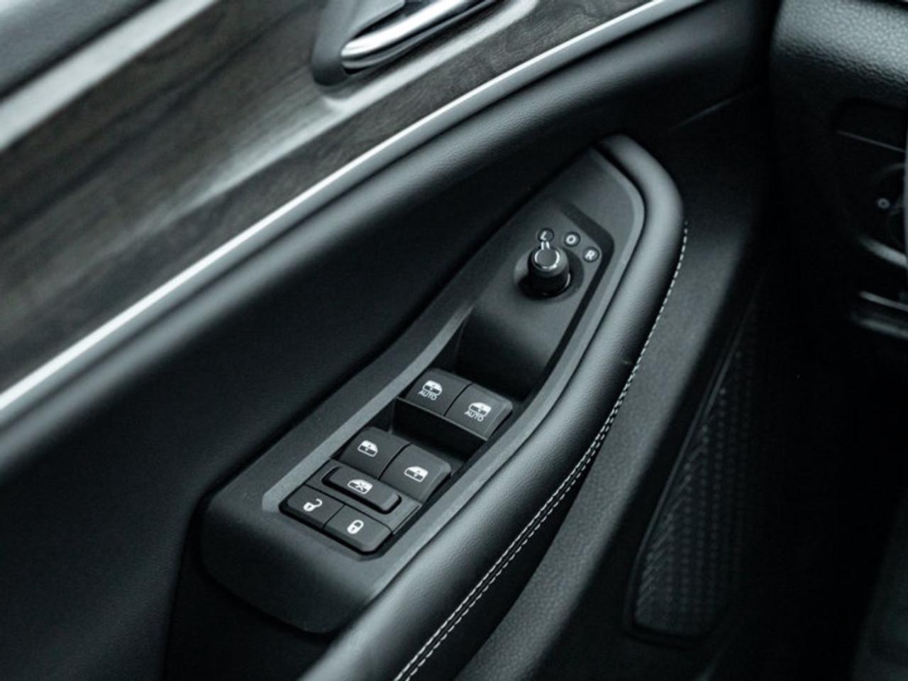 2026 Jeep Grand Cherokee L ALTITUDE Photo