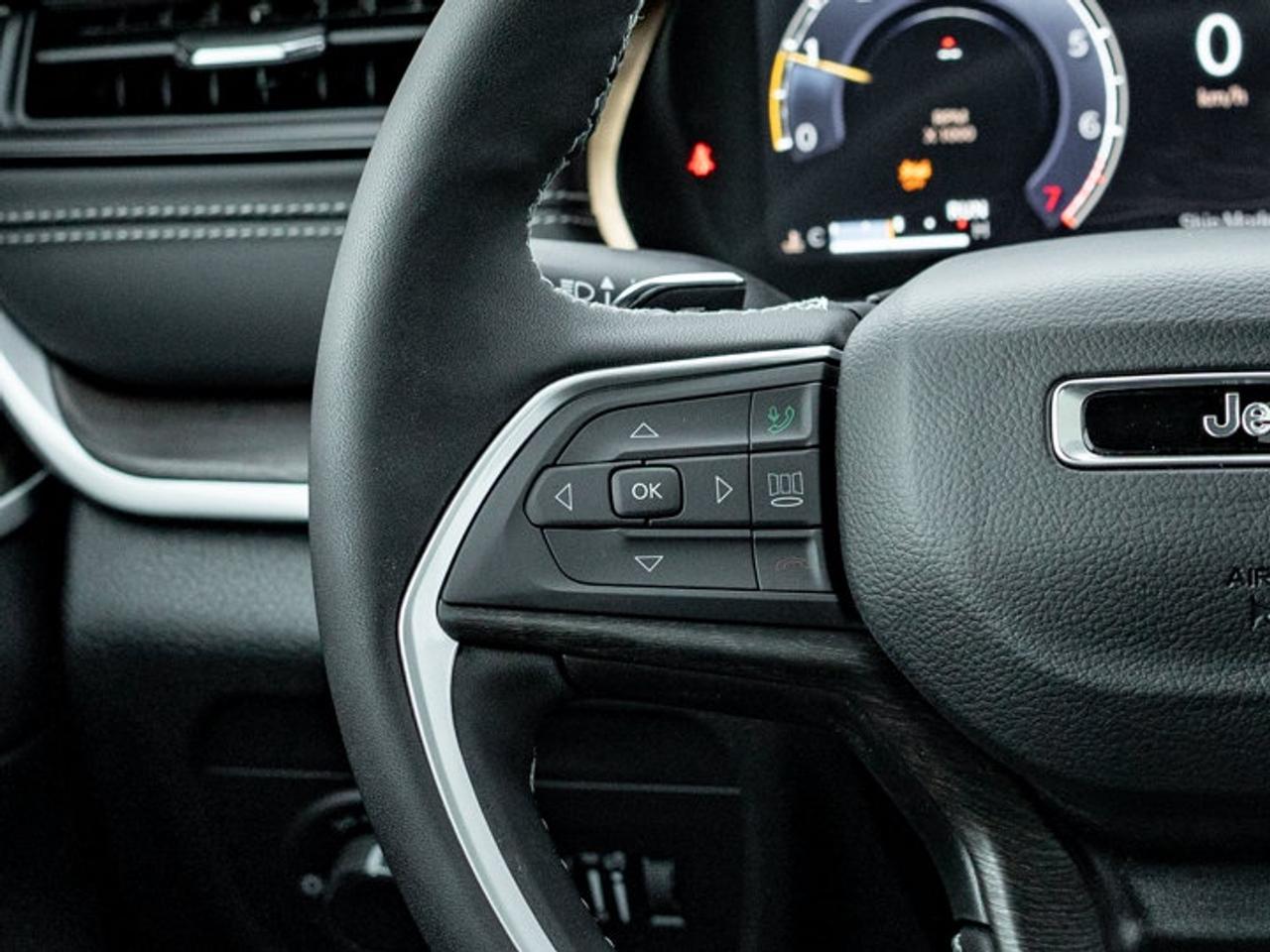 2026 Jeep Grand Cherokee L ALTITUDE Photo