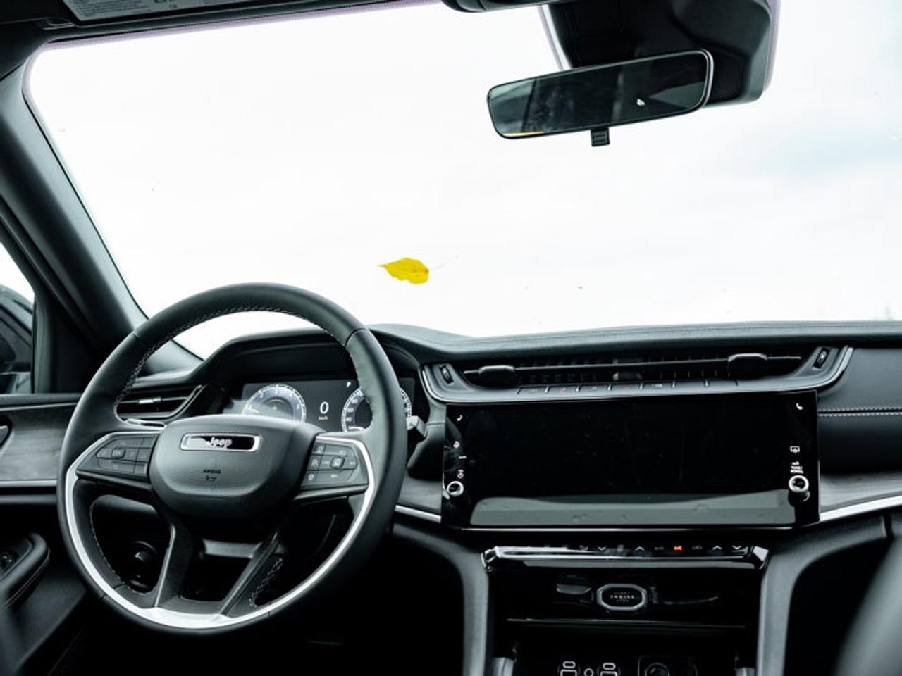 2026 Jeep Grand Cherokee L ALTITUDE Photo