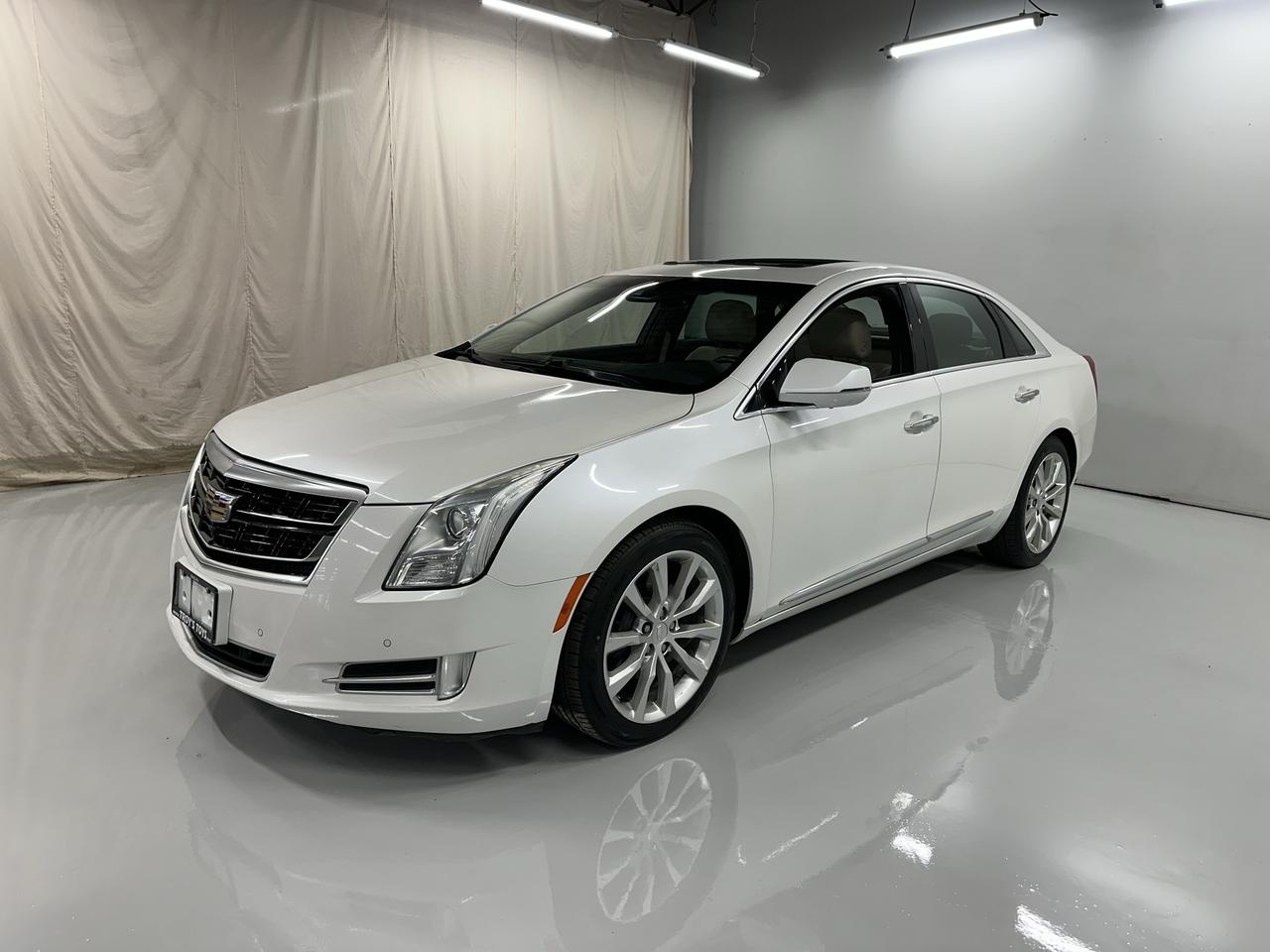 2016 Cadillac XTS 4dr Sdn Luxury Collection AWD Photo23