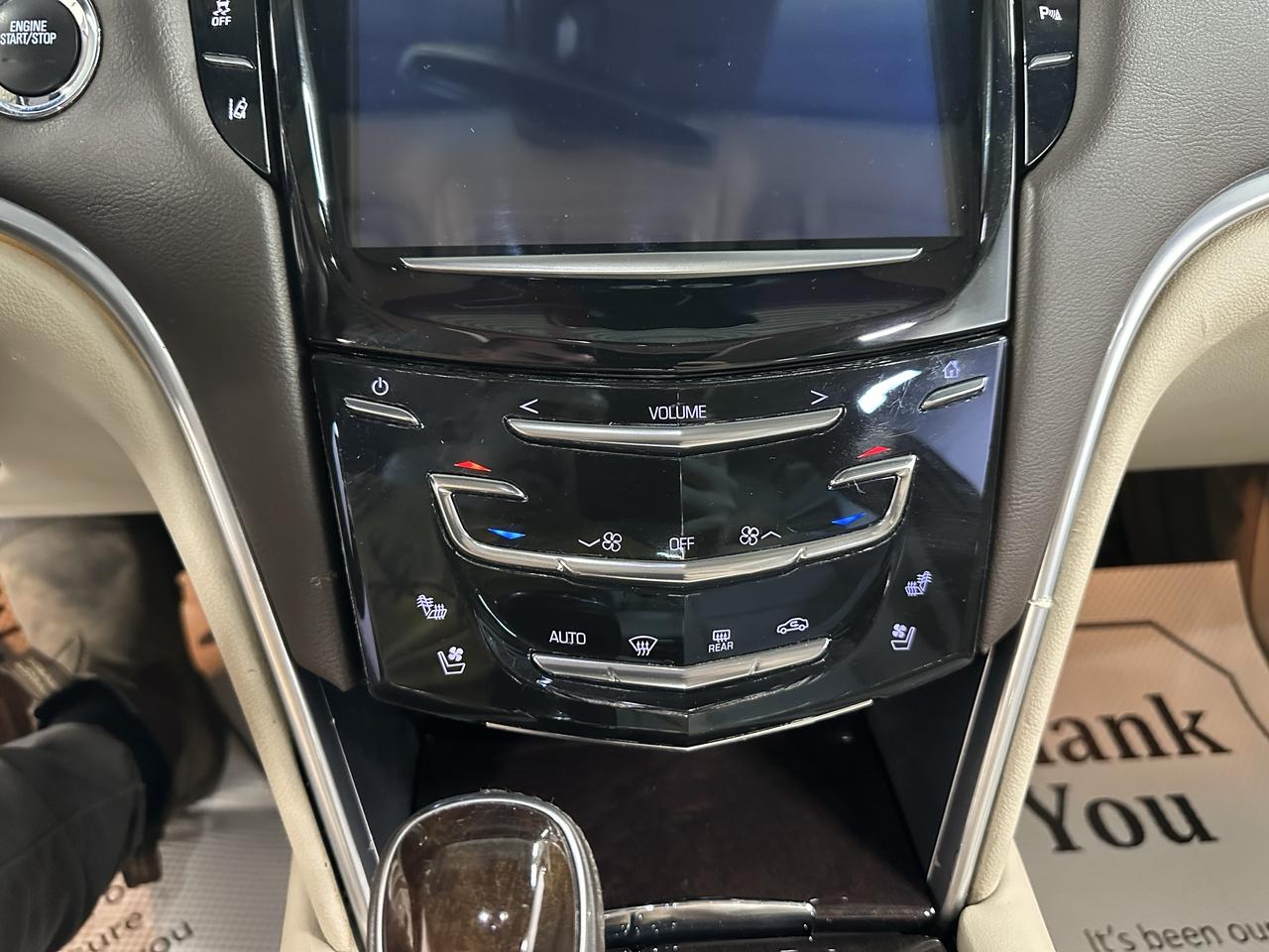 2016 Cadillac XTS 4dr Sdn Luxury Collection AWD Photo12