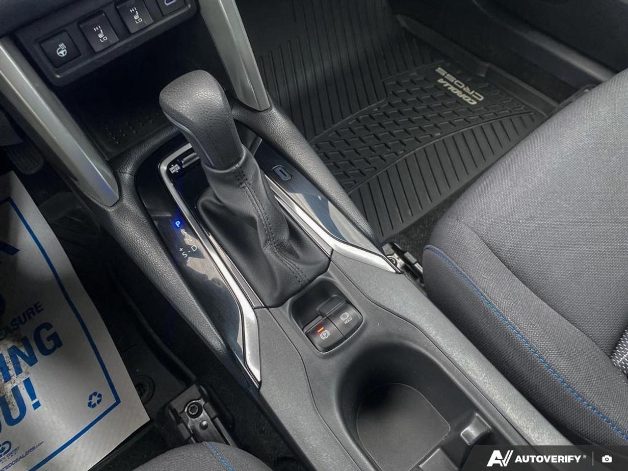 2023 Toyota Corolla Cross Hybrid SE HYBRID | FUEL EFFICIENT | AWD Photo