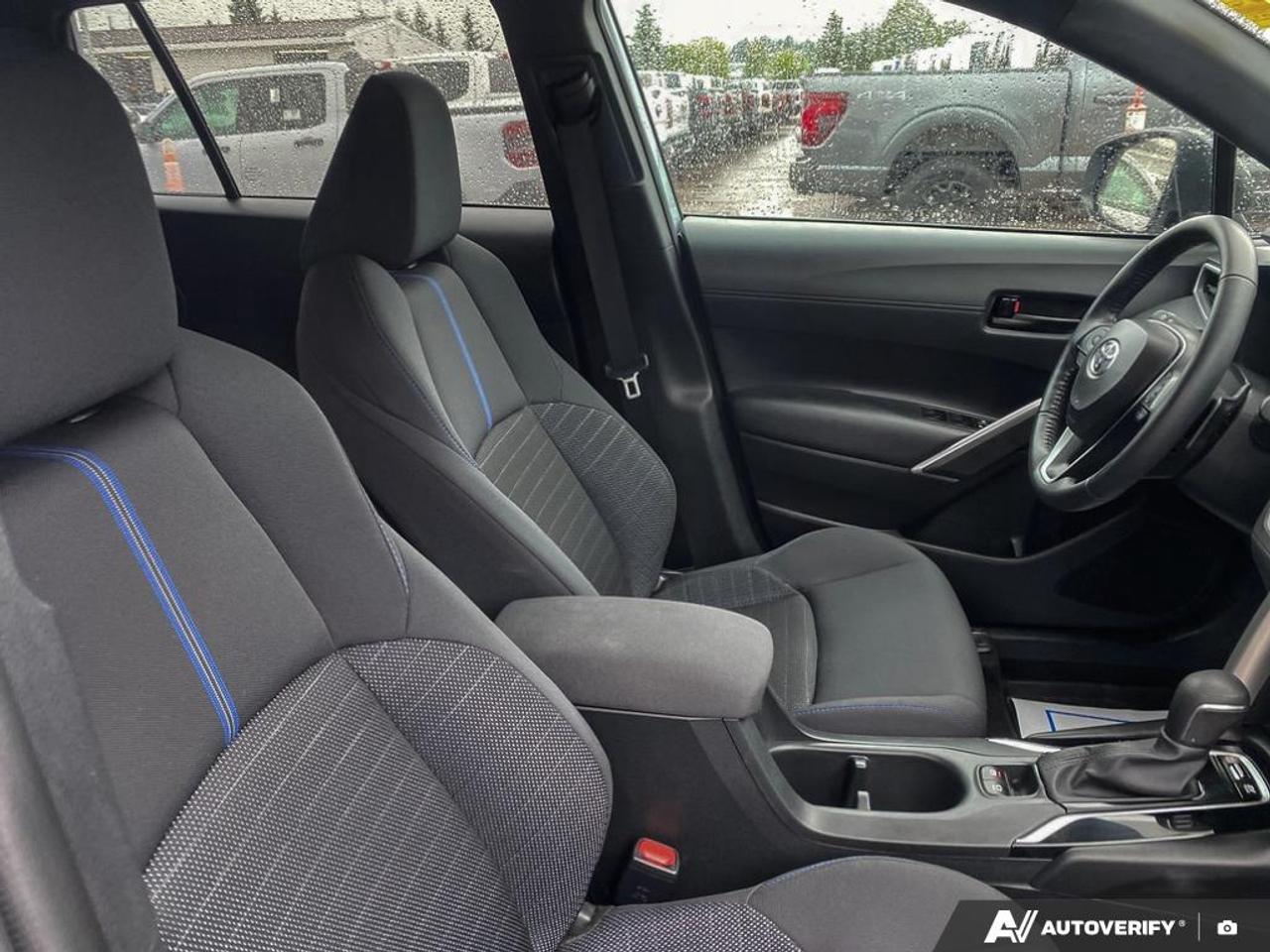 2023 Toyota Corolla Cross Hybrid SE HYBRID | FUEL EFFICIENT | AWD Photo