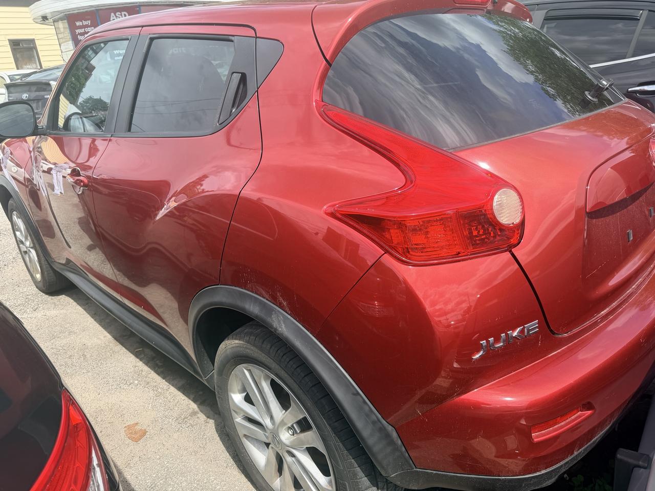 2013 Nissan Juke SL Photo
