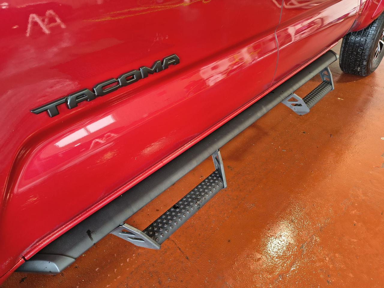 2022 Toyota Tacoma TRD Sport Photo0