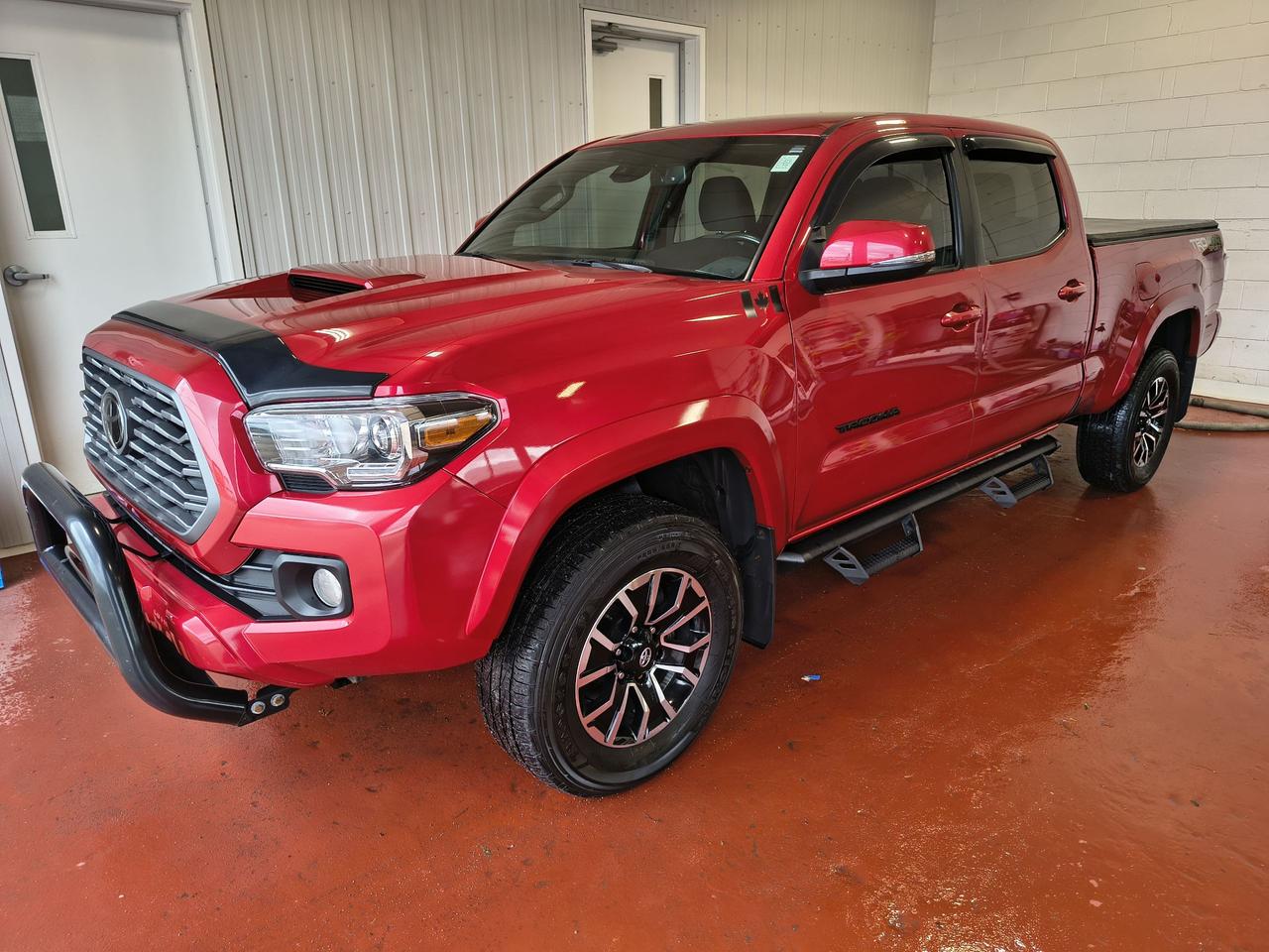 2022 Toyota Tacoma TRD Sport Photo0