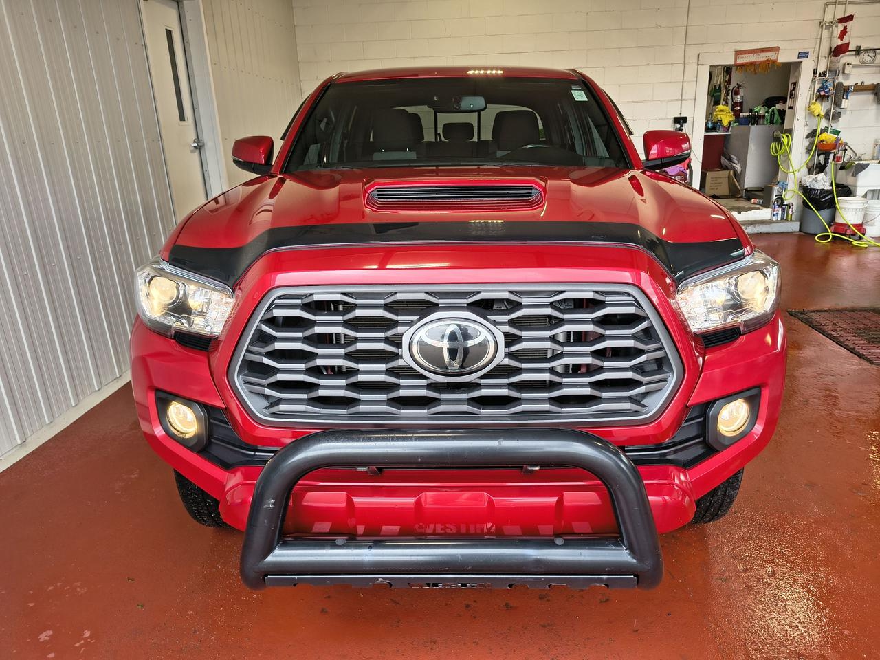 2022 Toyota Tacoma TRD Sport Photo