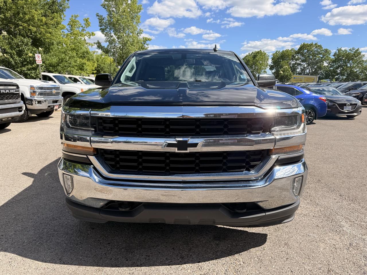 2017 Chevrolet Silverado 1500 LT Photo