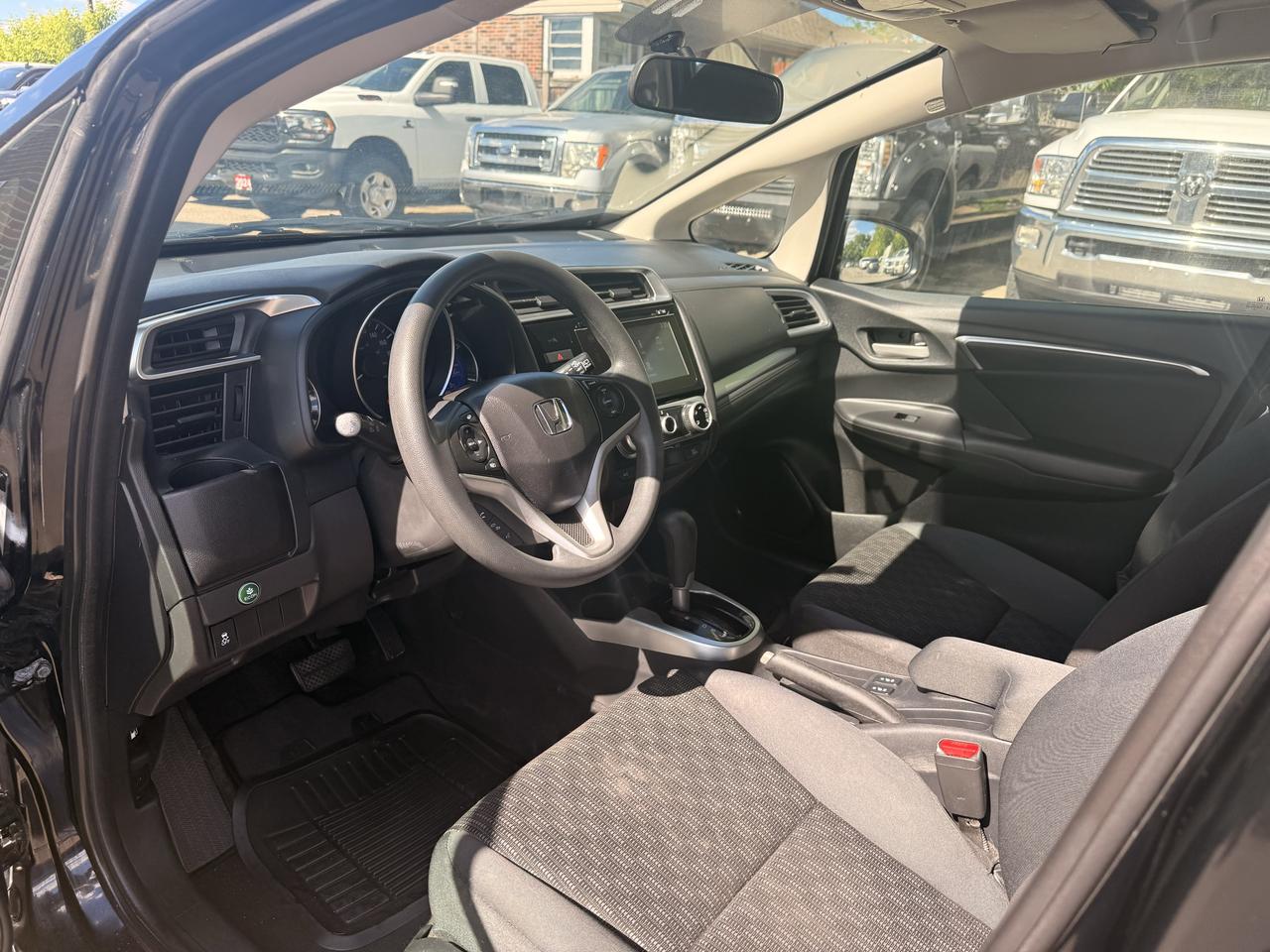 2015 Honda Fit LX Photo
