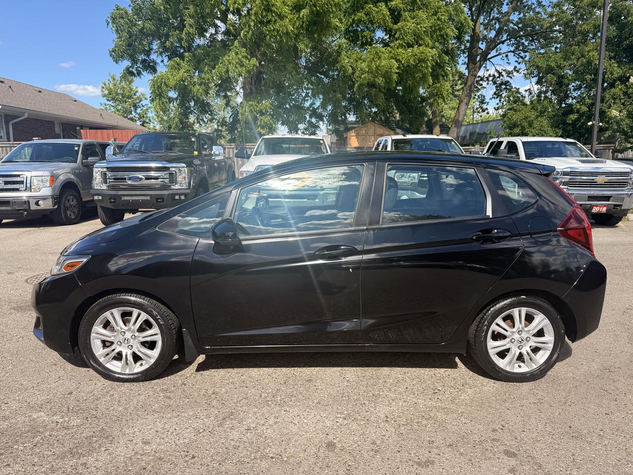 2015 Honda Fit LX Photo3