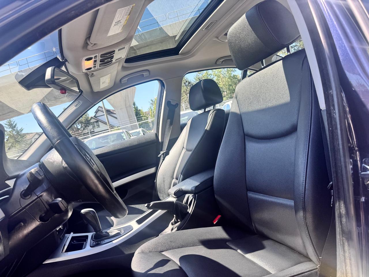 2009 BMW 3 Series FINANCING AVAILABLE Photo9