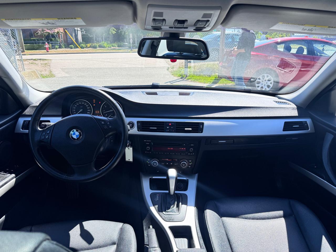 2009 BMW 3 Series FINANCING AVAILABLE Photo10
