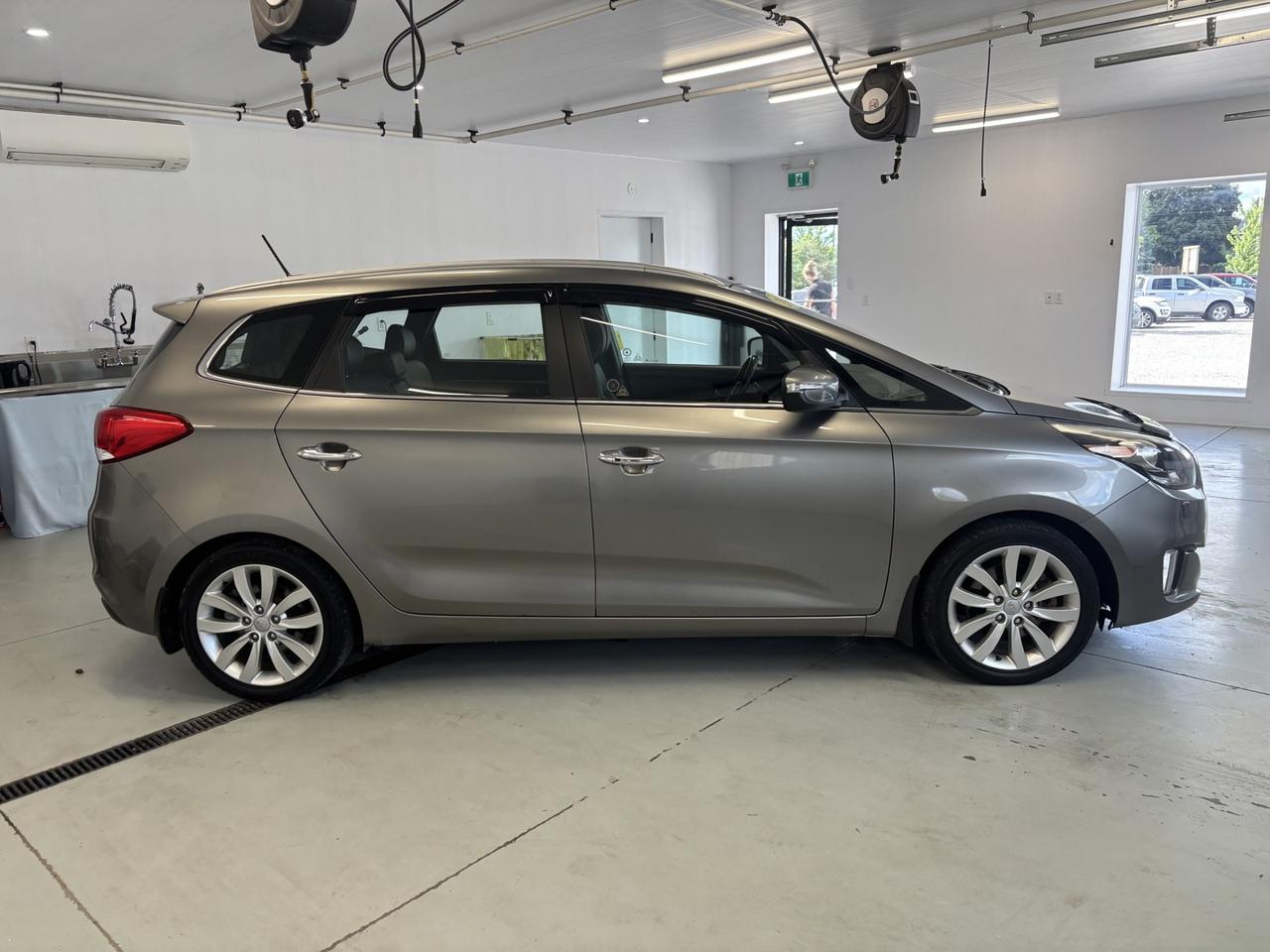 2016 Kia Rondo EX ~7 PASSENGER~ Photo